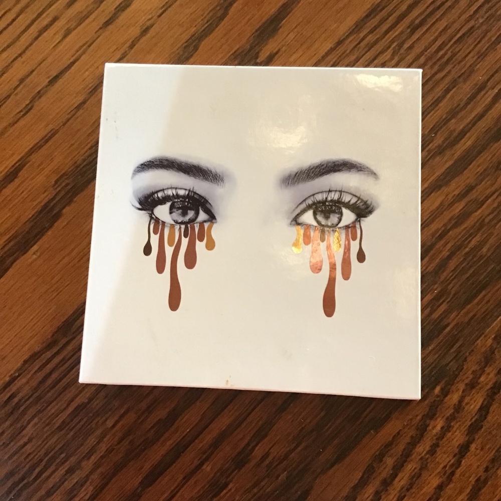 Kylie powder